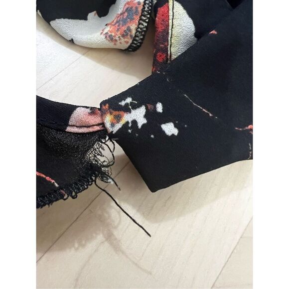 Maurices Black Pink Floral Blouse Size 0 Ruffle Neck Sleeveless Tie Pullover - Picture 5 of 10